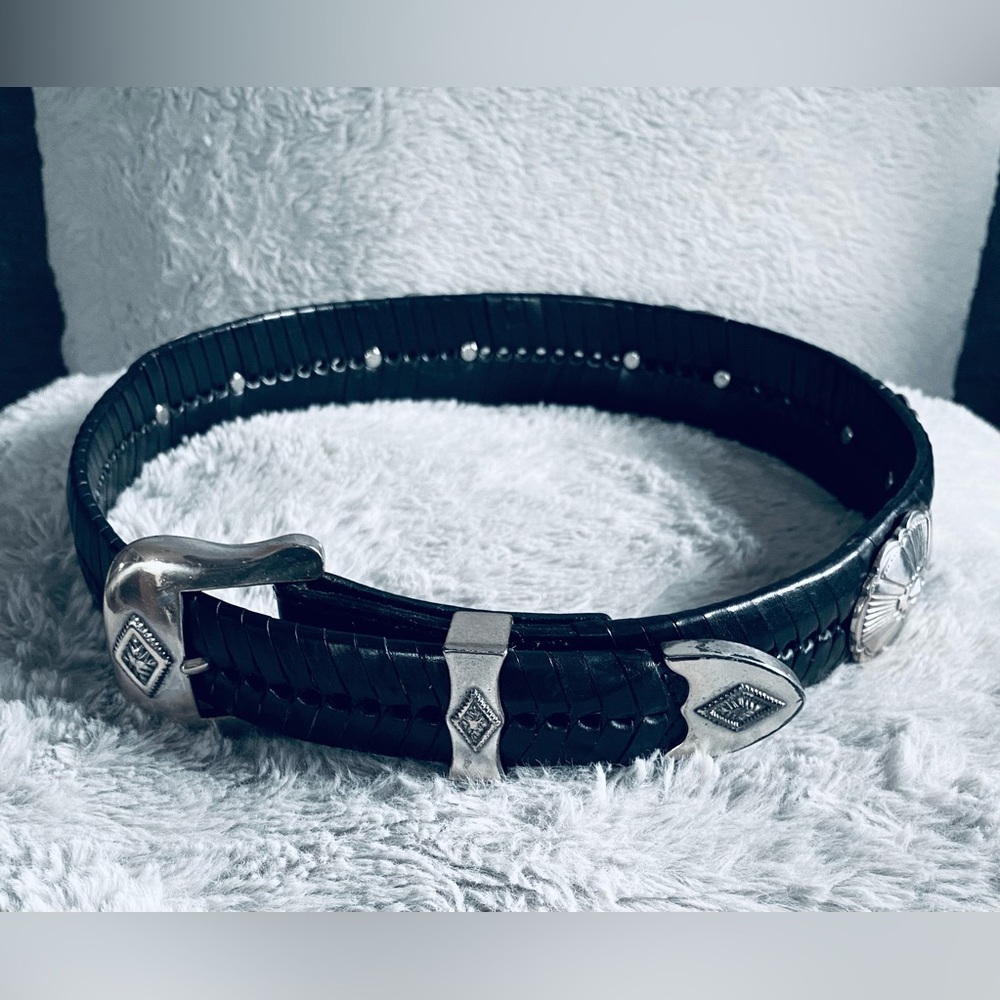 Woven Black Leather Belt with Large Silver Concho Accents Shnazi Buckle & Tip - Picture 2 of 14